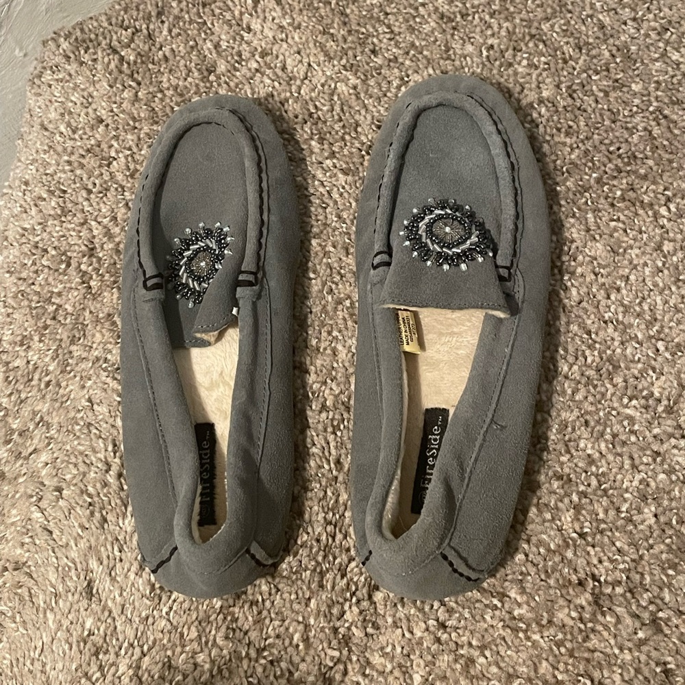 FireSide brand moccasin slippers, size 6